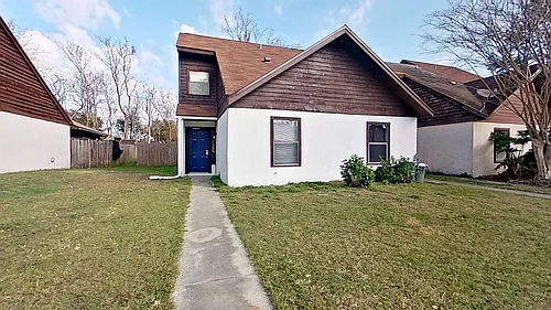 7607 Melissa Ct N Photo 1