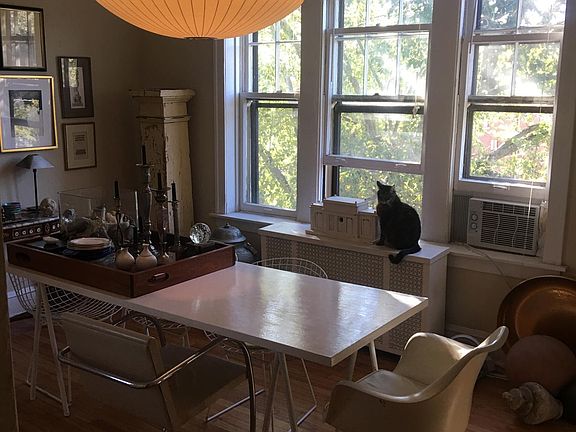 Dining Room (Western exposure)