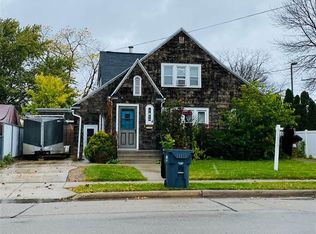 228 Washington Ave, Neenah, WI 54956