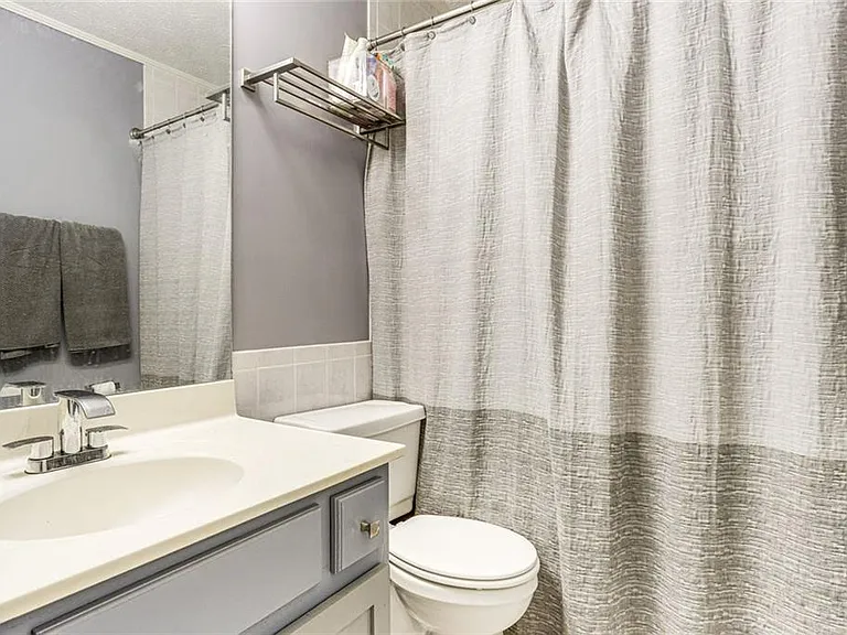 3595 Chastain Ct — Photo 6