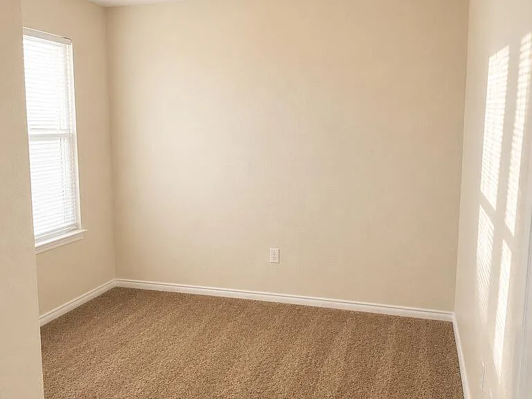 907 Copus Cir — Photo 8