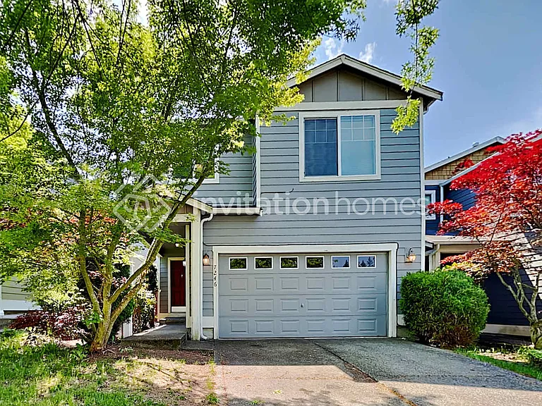 7246 178th St E — Photo 1