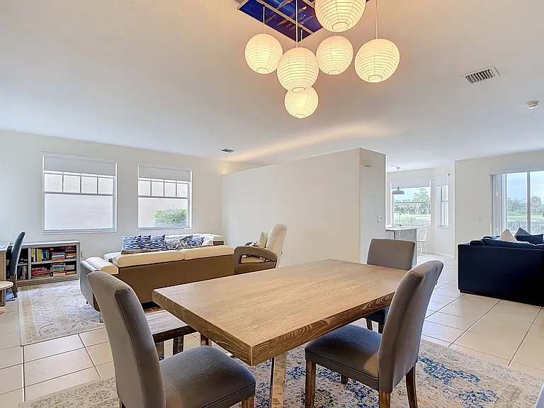 1154 Oakwater Dr — Photo 28