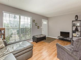 9714 Turnpike View Dr, Louisville, KY 40229