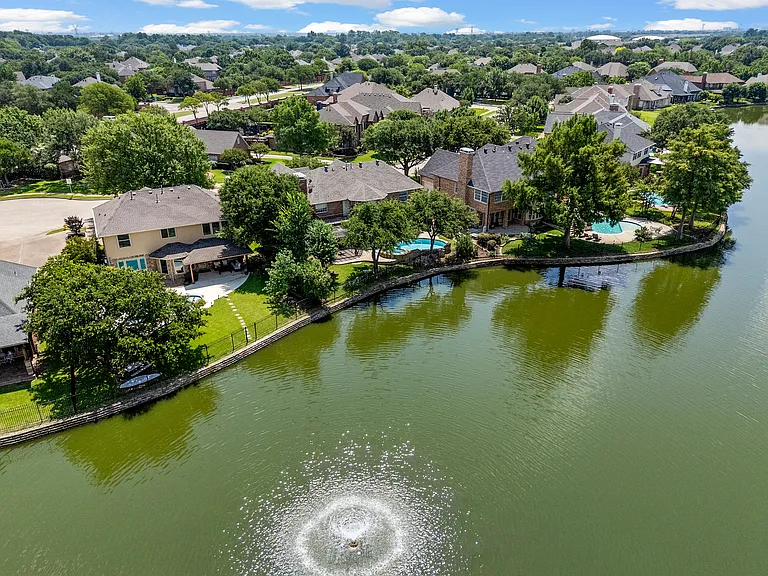 351 Cove Dr — Photo 44