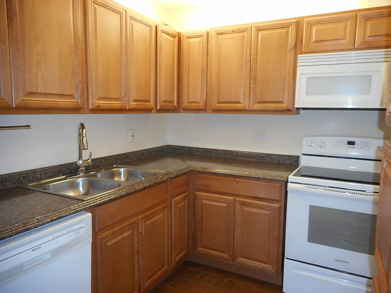 202 Foxtail Dr #F1 — Photo 12
