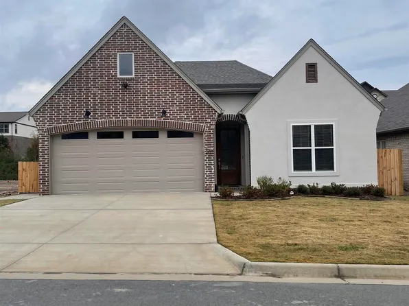 202 Wedgewood Cv, Little Rock, AR 72204