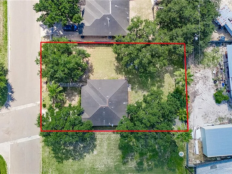 2702 Blue Jay Dr — Photo 25