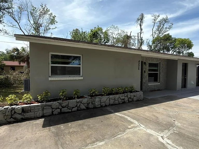 4226 Kelly Miller Ct — Photo 2