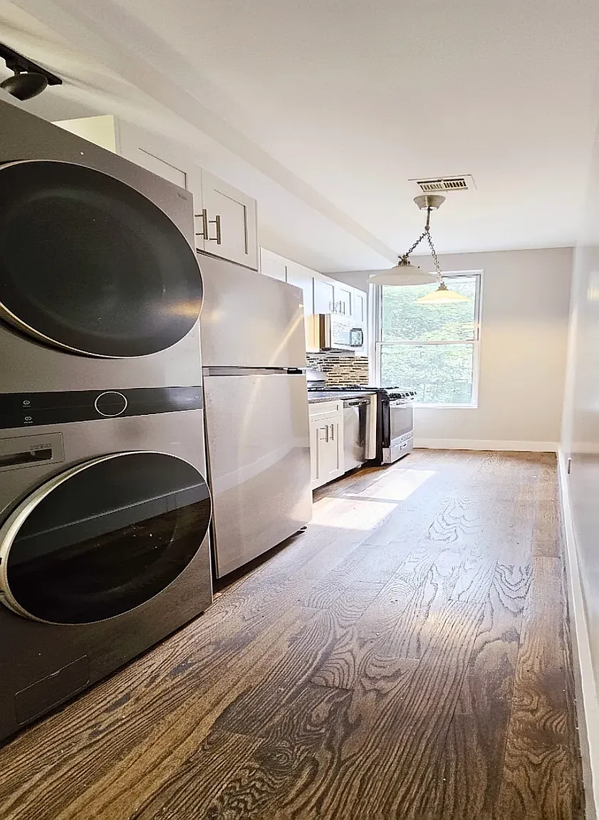 153 Bleeker Street — Photo 3
