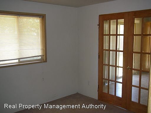 3rd image of 7517 NE 107th Ave