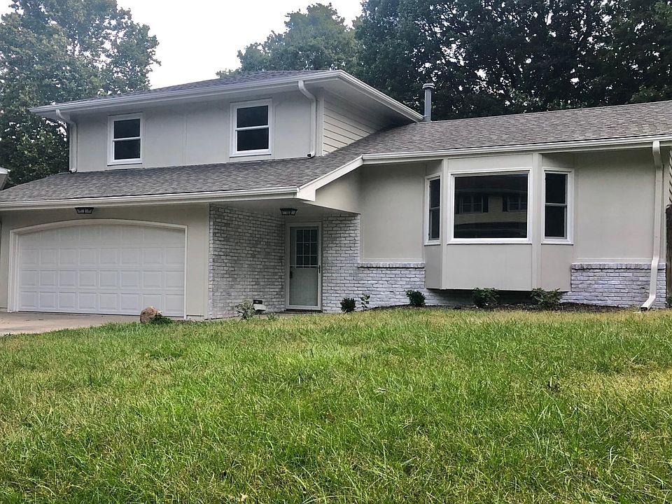 1st image of 1111 Parc Dr