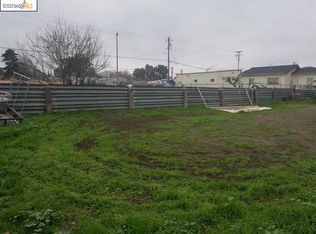 25 Highway Ave, Bay Point, CA 94565