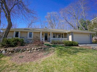 2145 W Shore Dr, Delafield, WI 53018