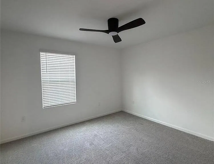 9908 Red Canoe Aly — Photo 16