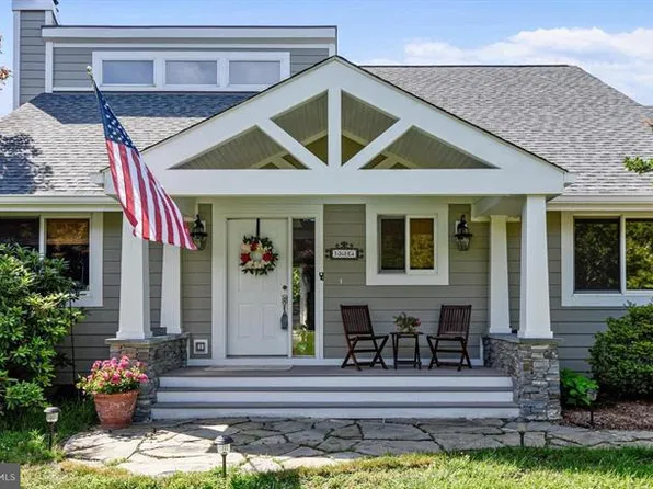 1898 Pleasant Plains Rd, Annapolis, MD 21409