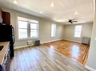 67-46 75th St #4C, Middle Village, NY 11379