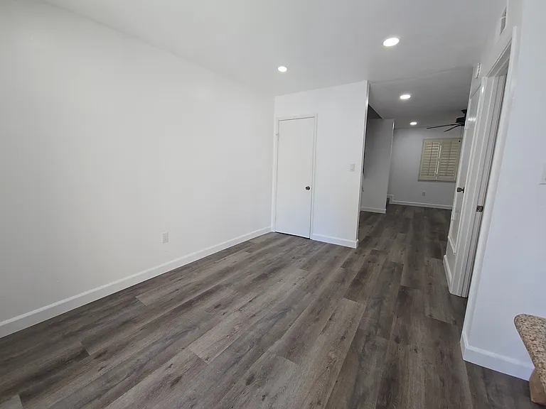 Cahuilla St — Photo 3
