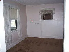 3324 W 56th St photo 1