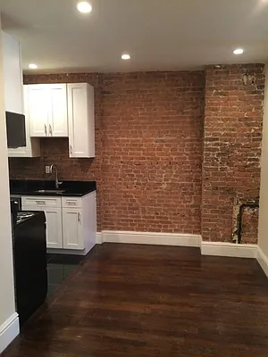 Rented by Town Residential | media 34