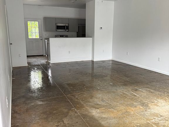 5th image of 1051 Bratton Br #28