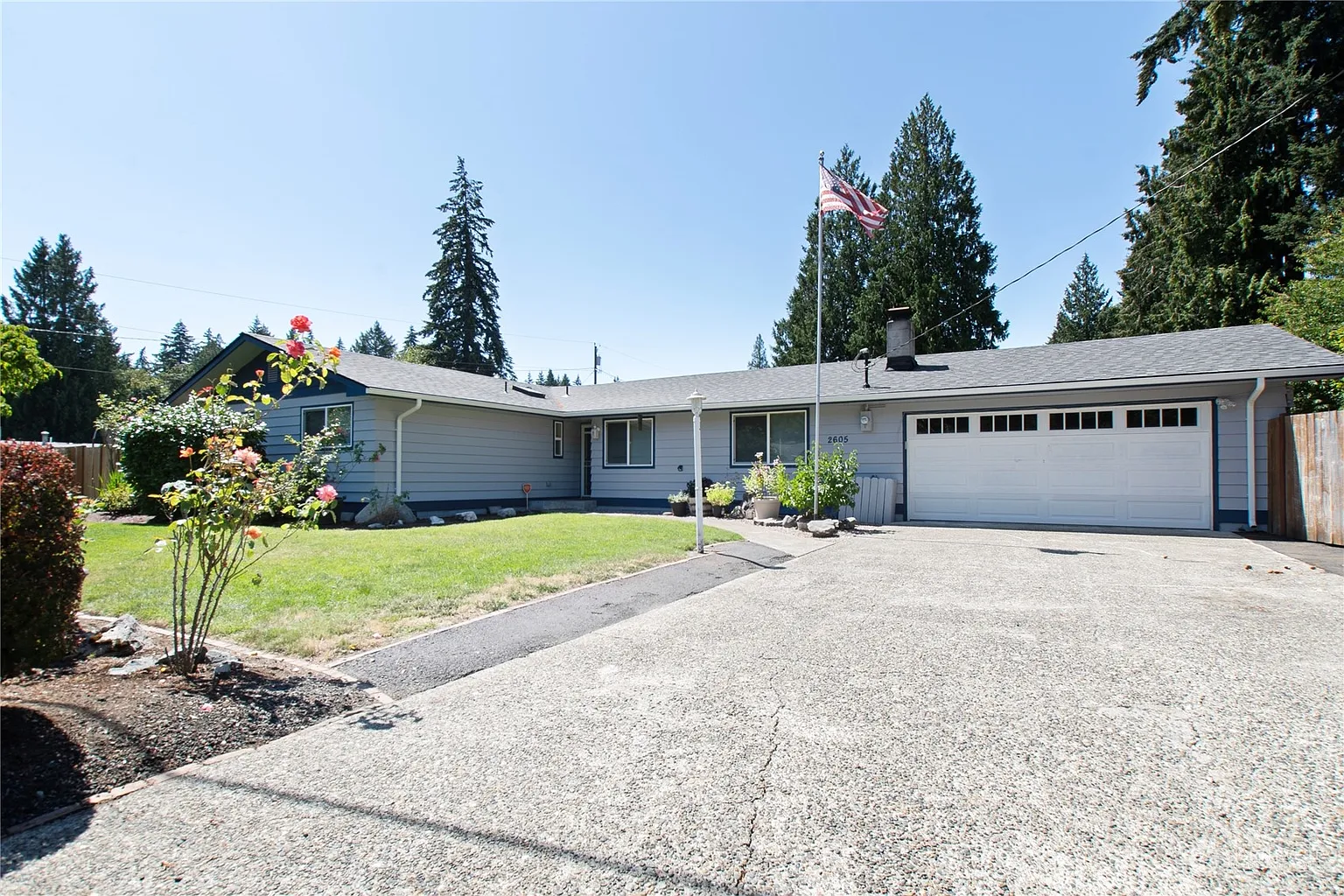 2605 Brentwood Drive SE photo 1