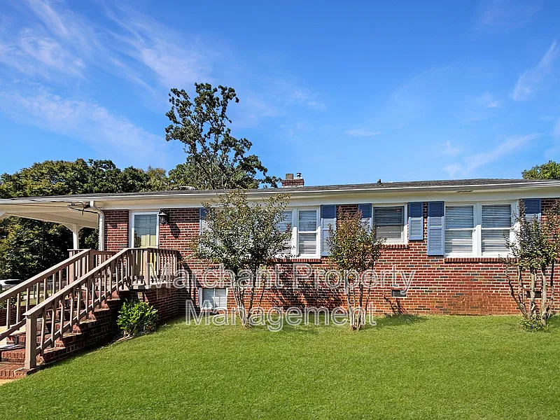 Pleasant Valley — Photo 3