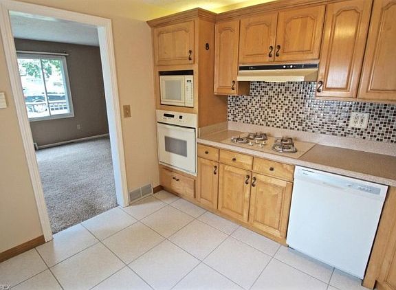 5th image of 34070 Waldmer Dr
