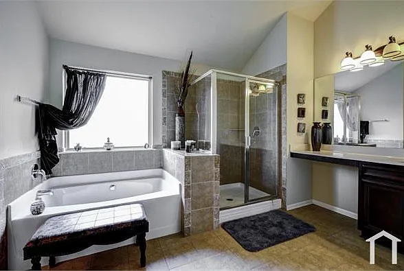 178 Gloster Park Ct — Photo 20