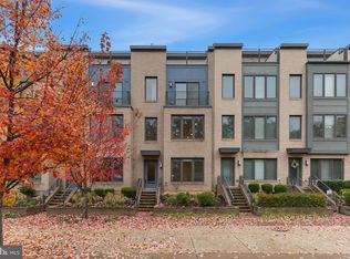 10449 Fernwood Rd, Bethesda, MD 20817