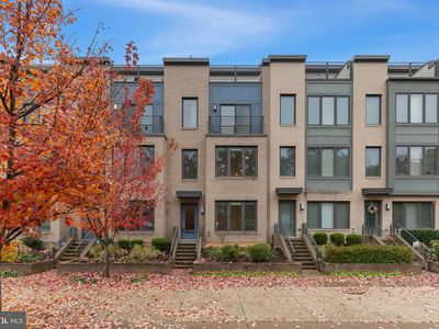 10449 Fernwood Rd, Bethesda, MD, 20817