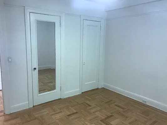 Rented by Everrock Equities | media 32