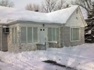 17946 Locust St, Lansing, IL 60438