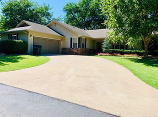 8840 Homestead Rd, Kingston, OK 73439