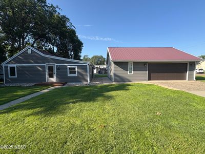 1239 4th Ave SE, Watertown, SD, 57201