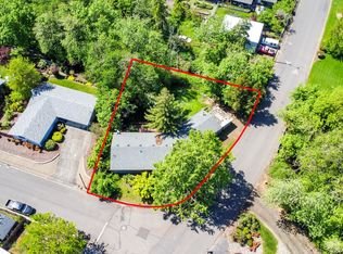 1404 NW Whipple Ave, Roseburg, OR