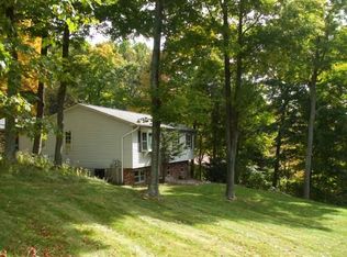 82 Miller Hill Rd, Hopewell Junction, NY 12533