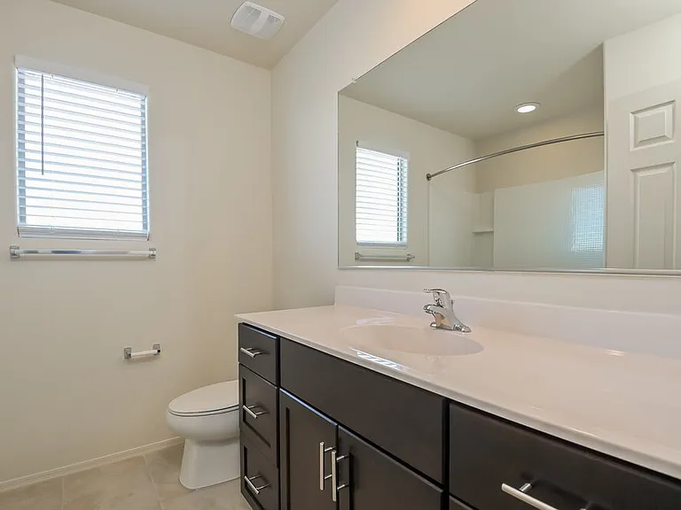 10854 W Claxton Dr — Photo 11