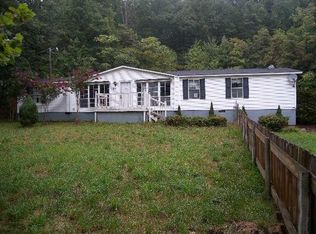 1613 Wildwood Rd, Salem, VA 24153