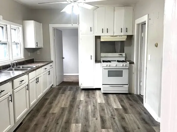 657 Bedford St, Saint Paul, MN 55130