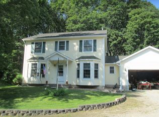 712 W Burdickville Rd, Maple City, MI 49664