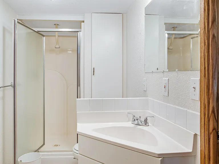 1606 Northbrook Dr — Photo 17