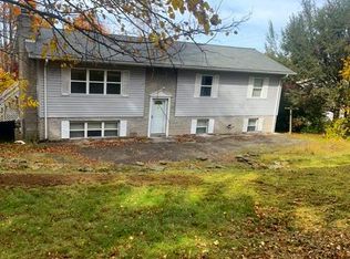 2 Greenway Ave, Morgantown, WV 26508