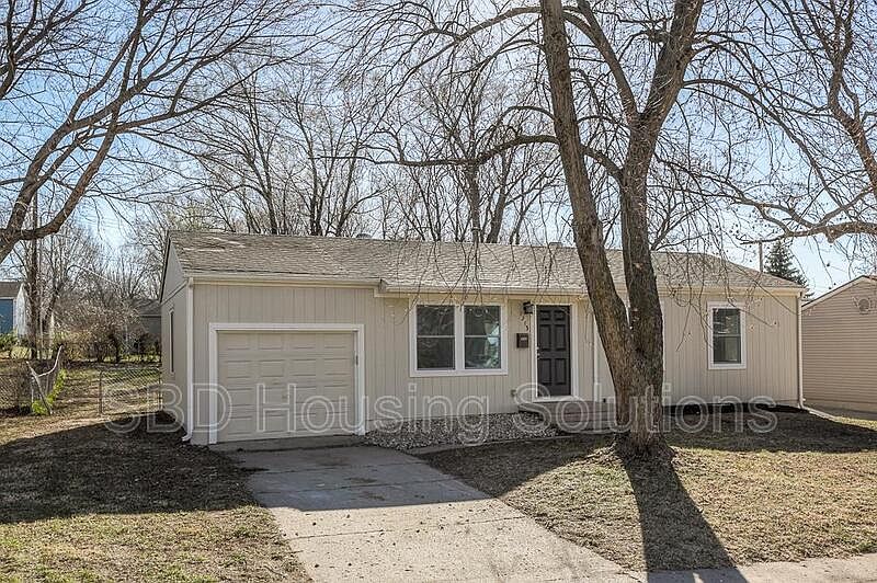 1st image of 1215 N Cedar Ave #D