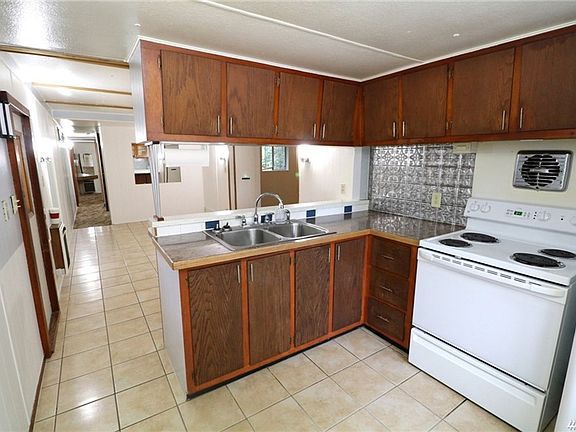 5th image of 5885 W O St