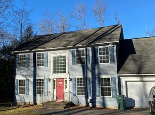 8256 Natures Dr, Tobyhanna, PA