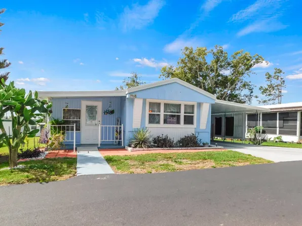 39618 Papaya Ave, Zephyrhills, FL 33542