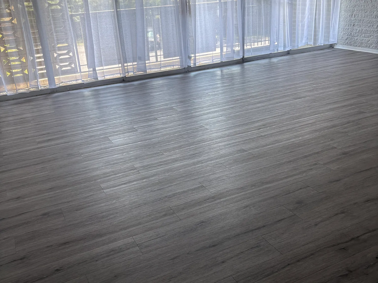 3 bed, $2,300 — Photo 3