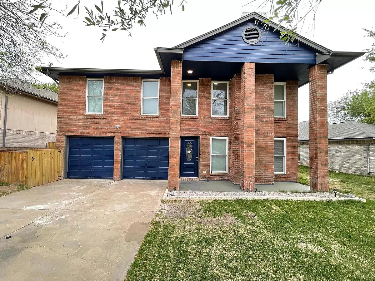 Building Photo - 2502 Tracy Cv