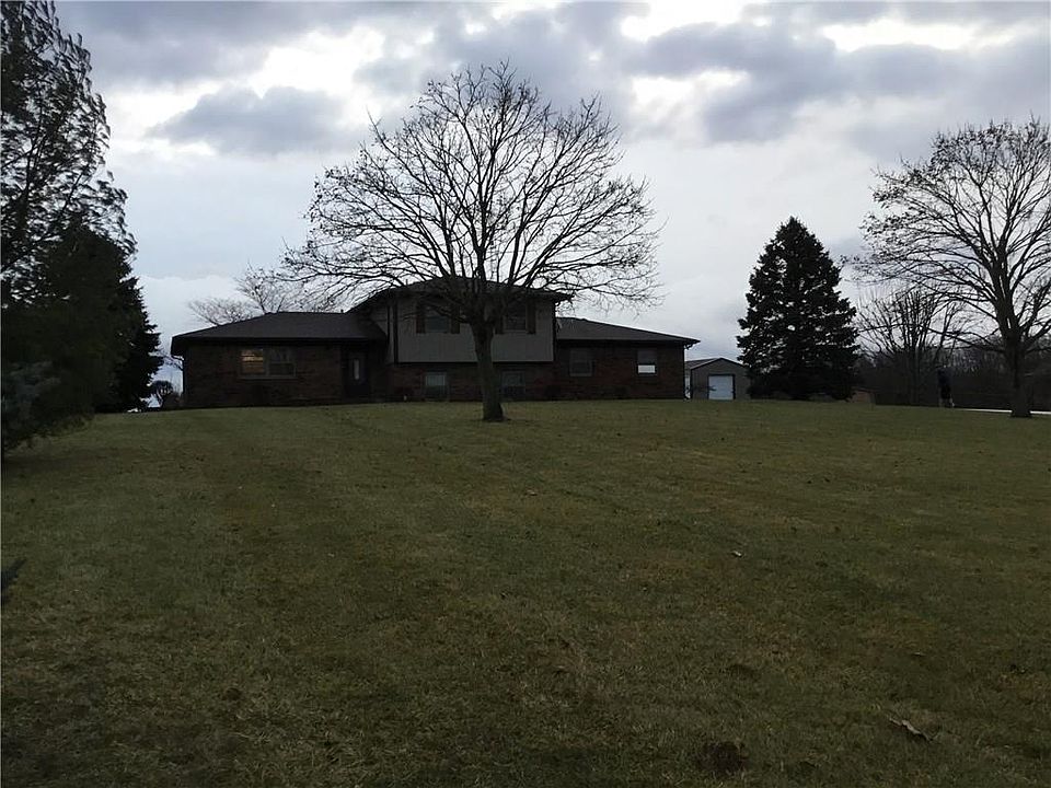 1st image of 82 S Oak Ct